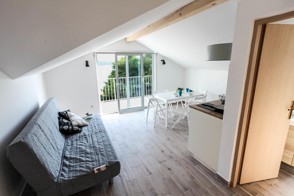 Apartments Rajna ザボリッチ エクステリア 写真